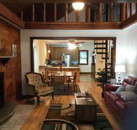 Outrageous Great Lakes Naval Grad - Sleeps 18 - Accommodation Los Angeles