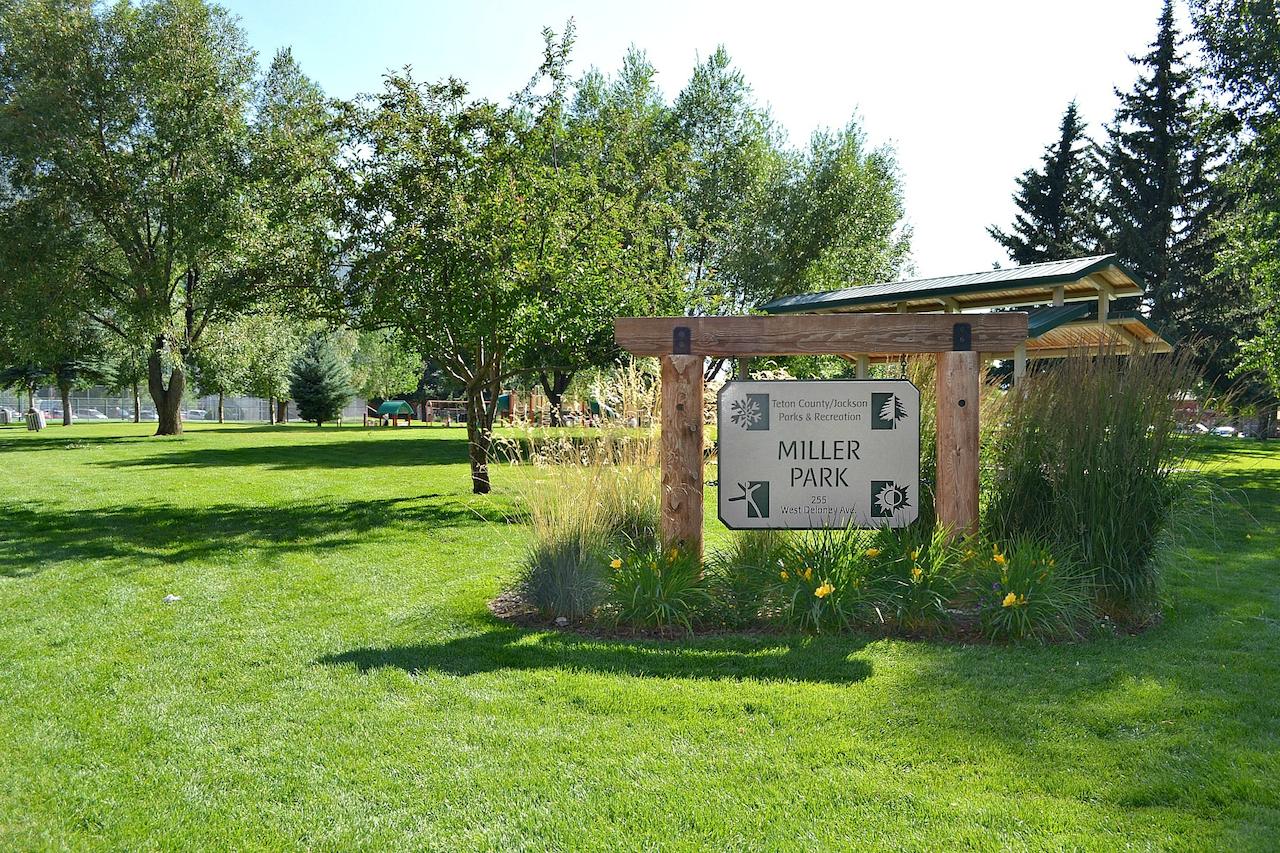 Miller Park Lodge - thumb 19