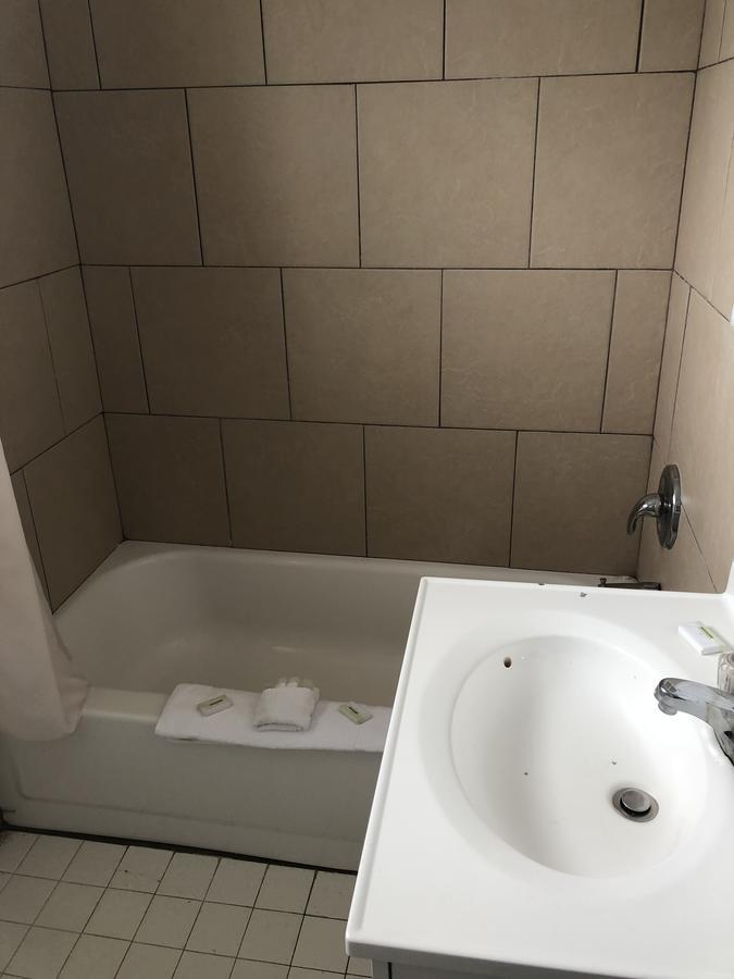 Antler Motel - thumb 8