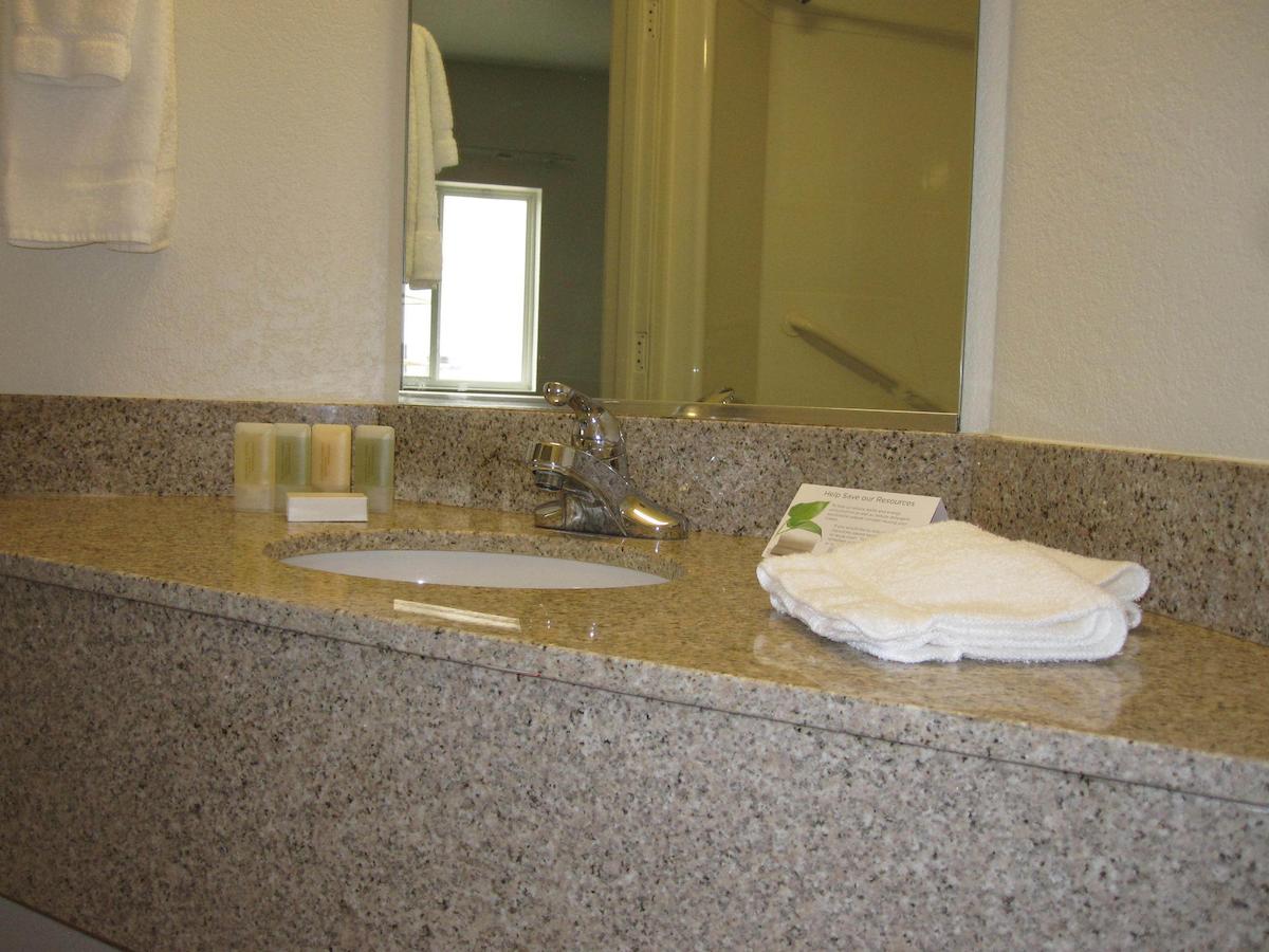 Buffalo Inn - thumb 4