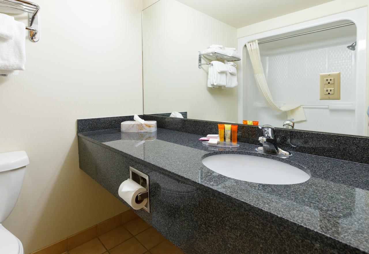 49'er Inn & Suites - thumb 22