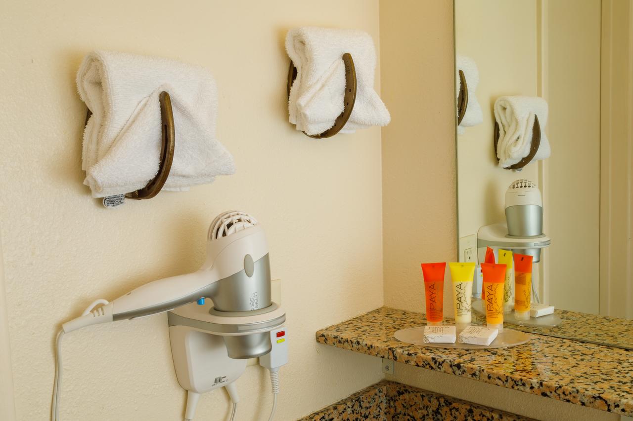 49'er Inn & Suites - thumb 14