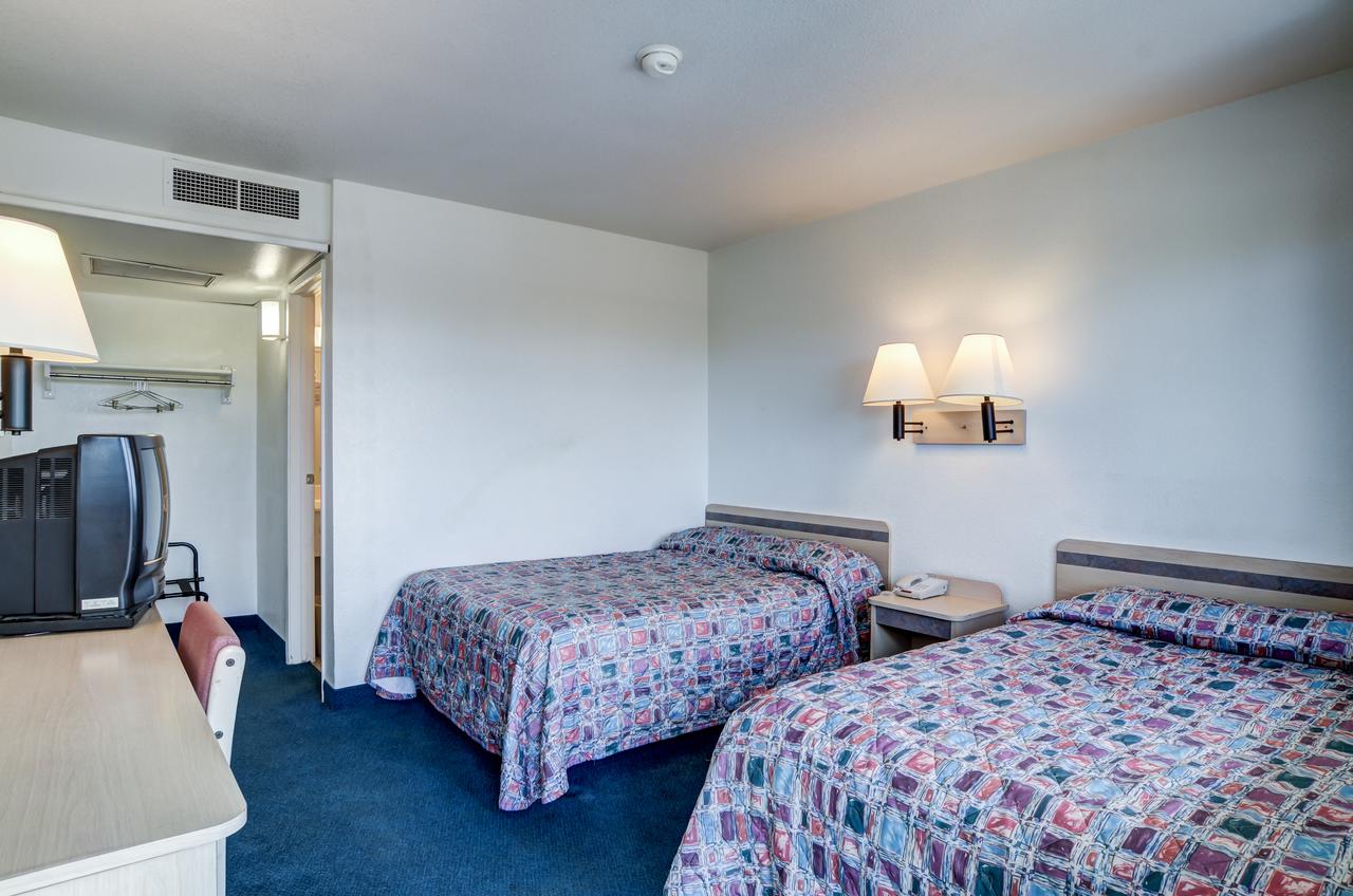 Motel 6 Cheyenne - thumb 20