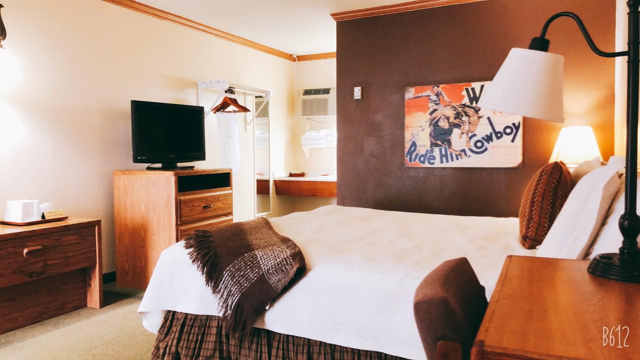 Covered Wagon Motel - thumb 18