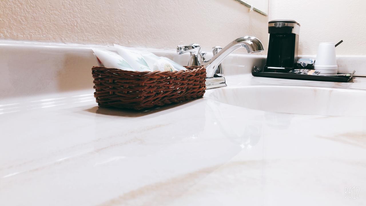 Covered Wagon Motel - thumb 11