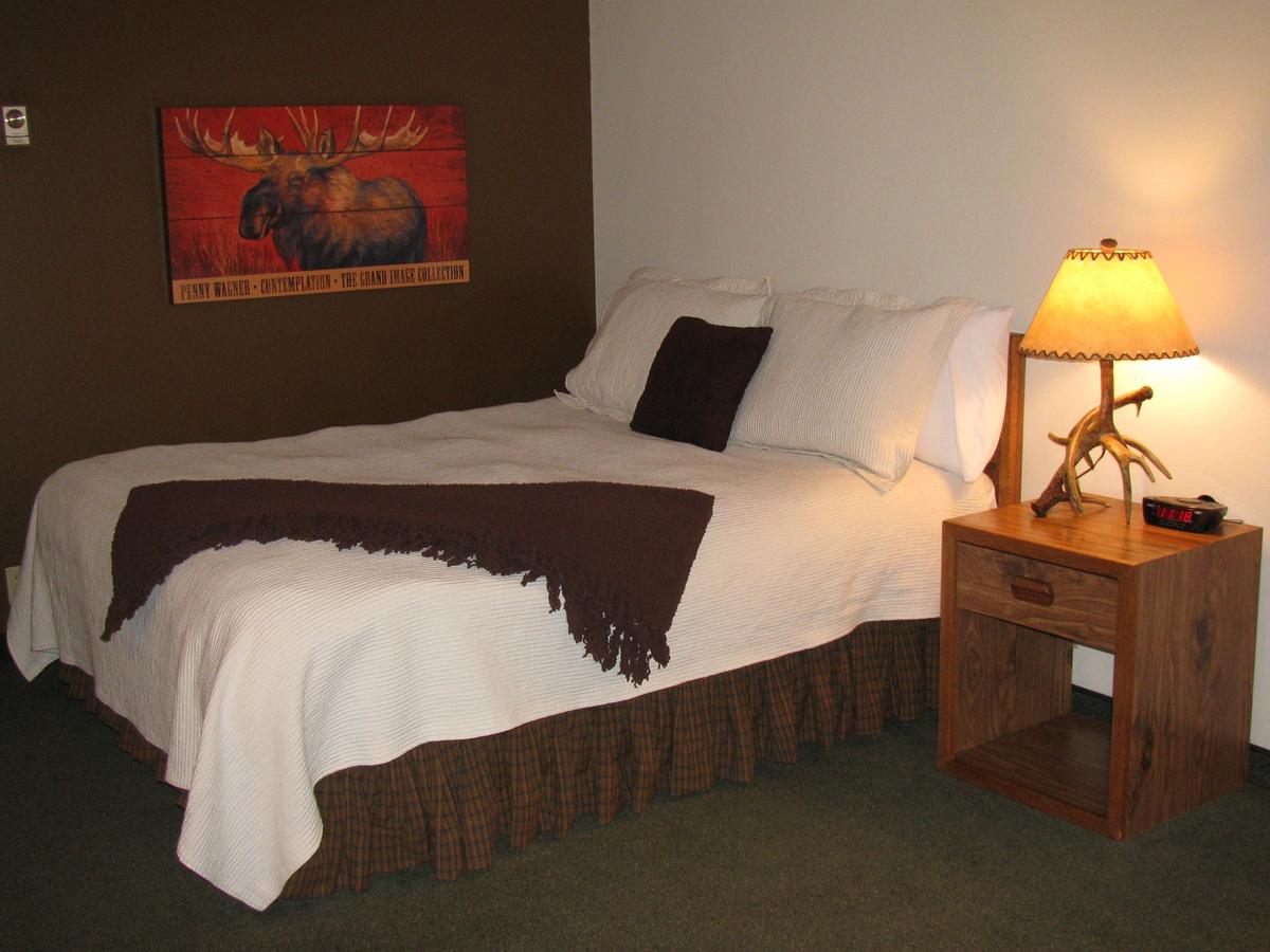 Covered Wagon Motel - thumb 43