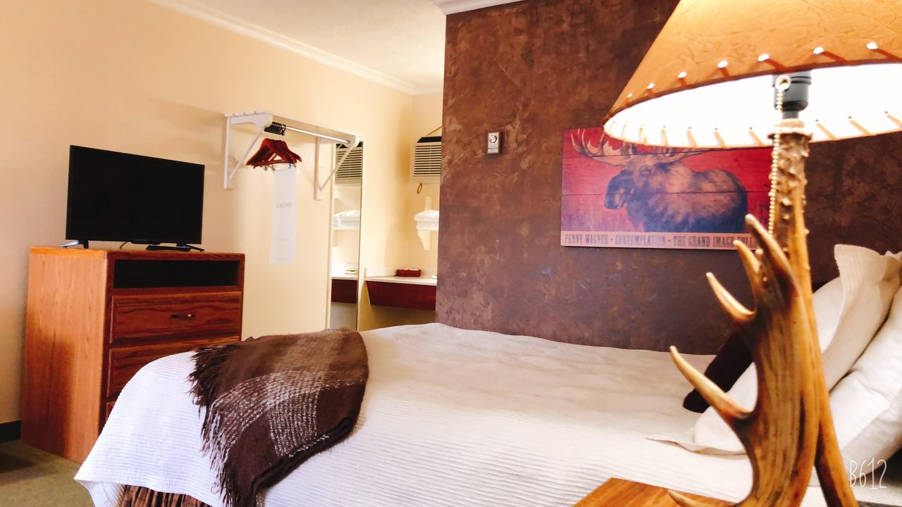 Covered Wagon Motel - thumb 31