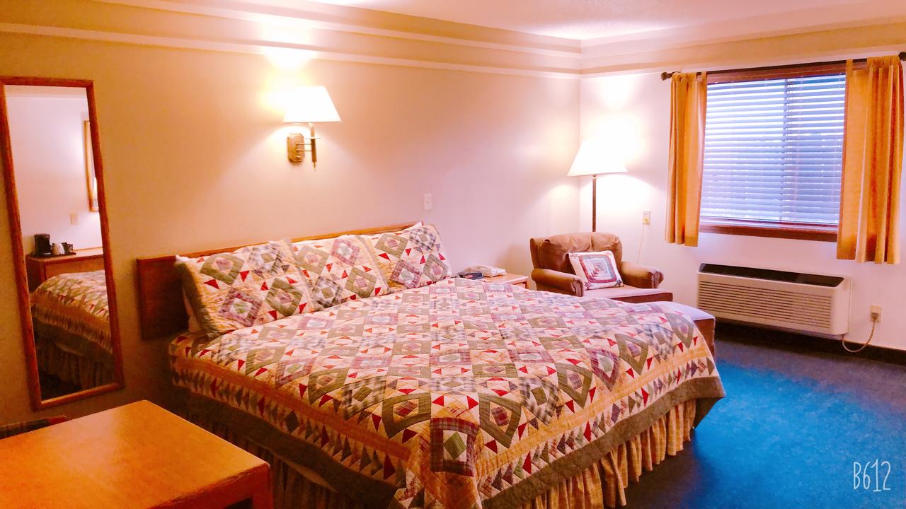 Covered Wagon Motel - thumb 27