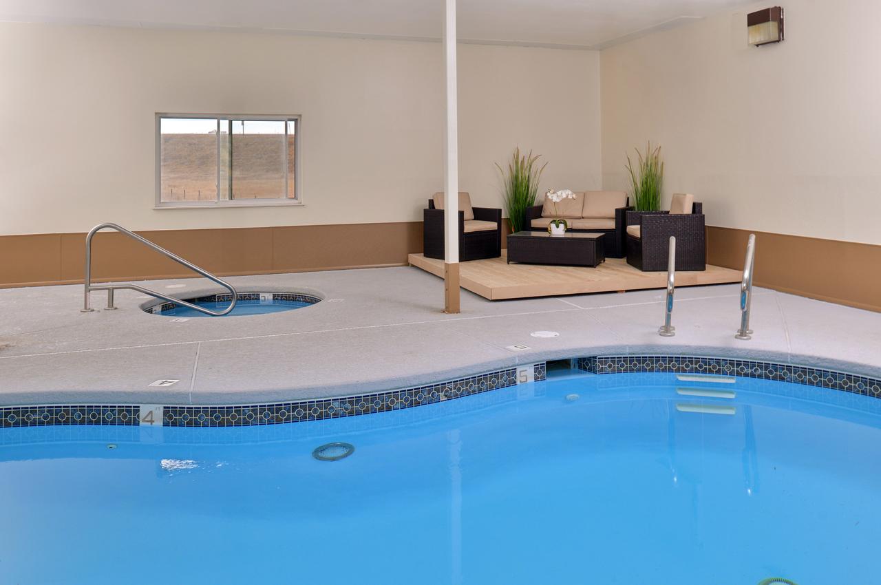 GuestHouse Inn & Suites Cheyenne - thumb 6