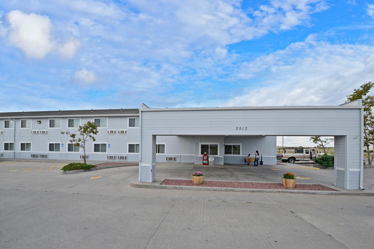 GuestHouse Inn & Suites Cheyenne - thumb 18