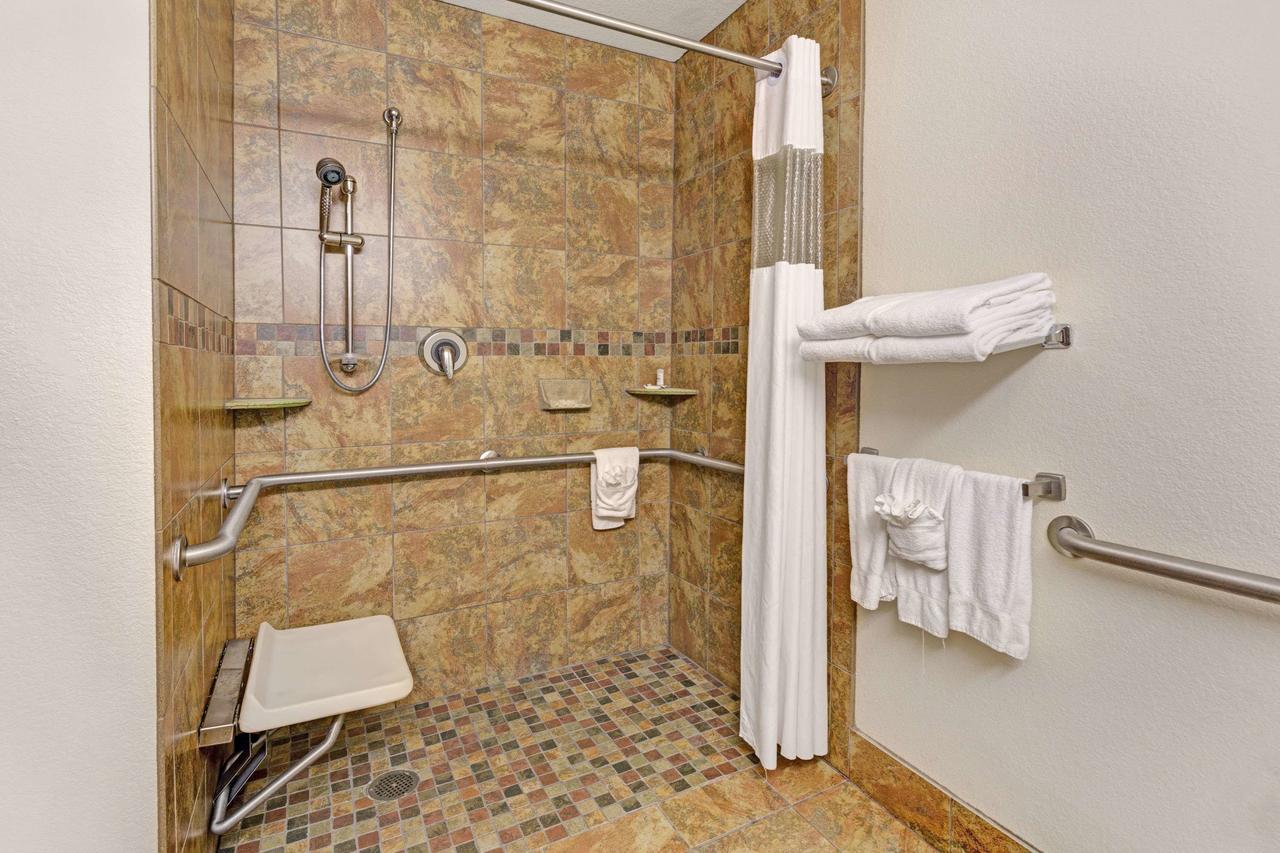 Microtel Inn & Suites Cheyenne - thumb 12