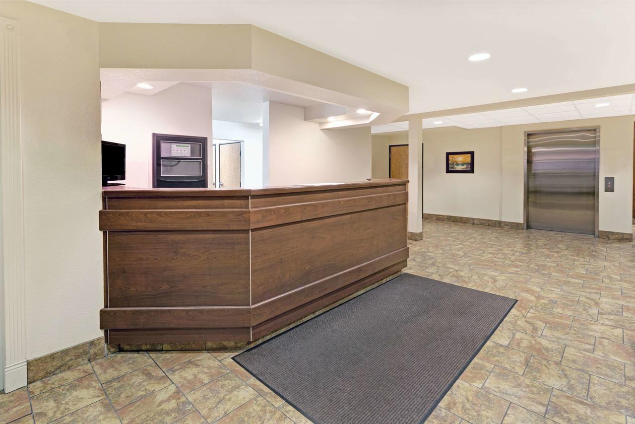 Microtel Inn & Suites Cheyenne - thumb 3