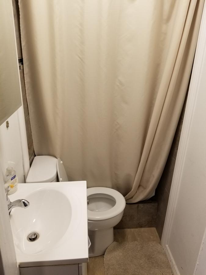 514 W 23rd St - thumb 40
