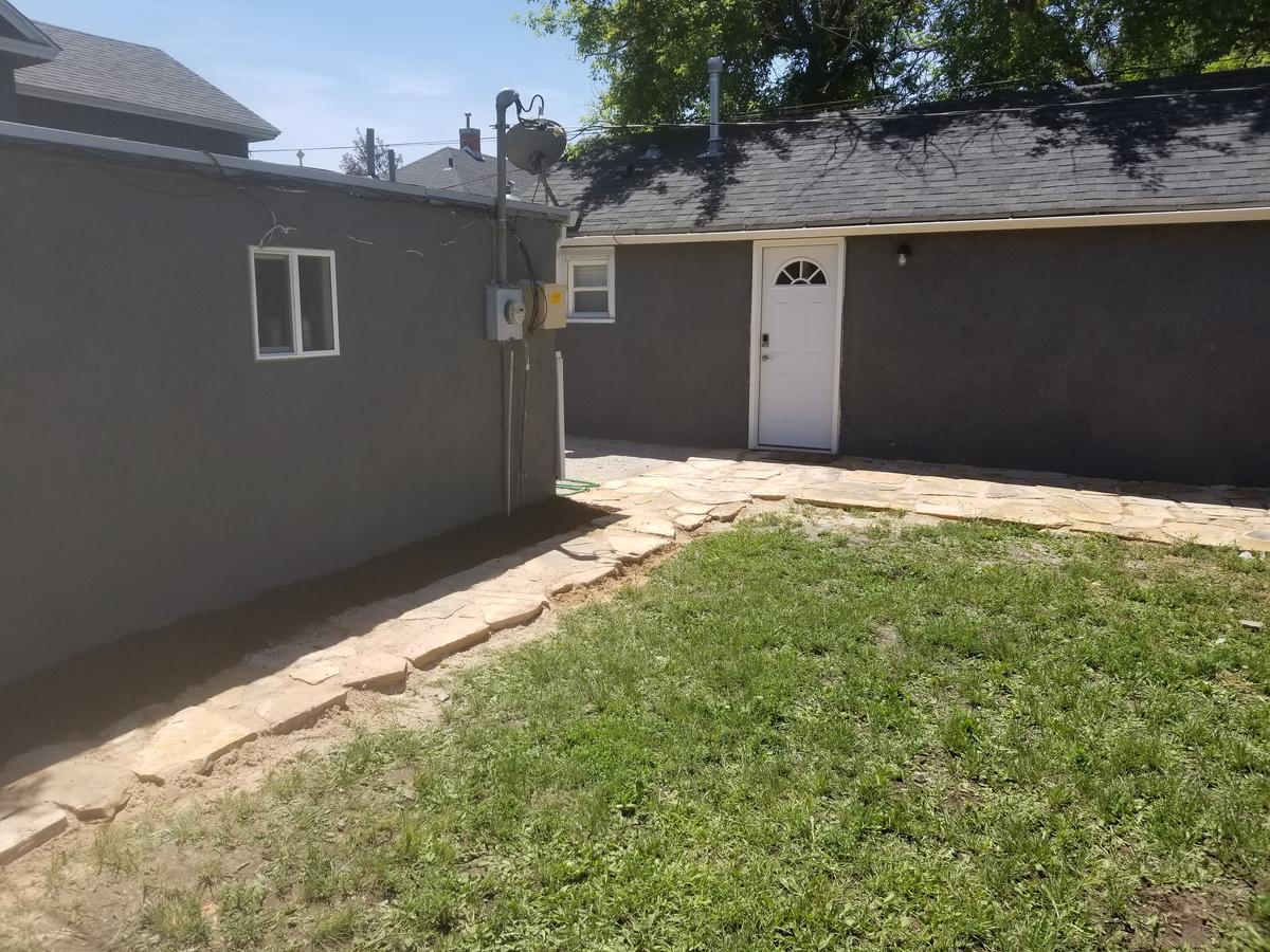 514 W 23rd St - thumb 6