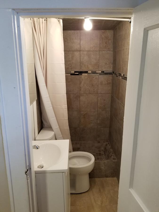 514 W 23rd St - thumb 27