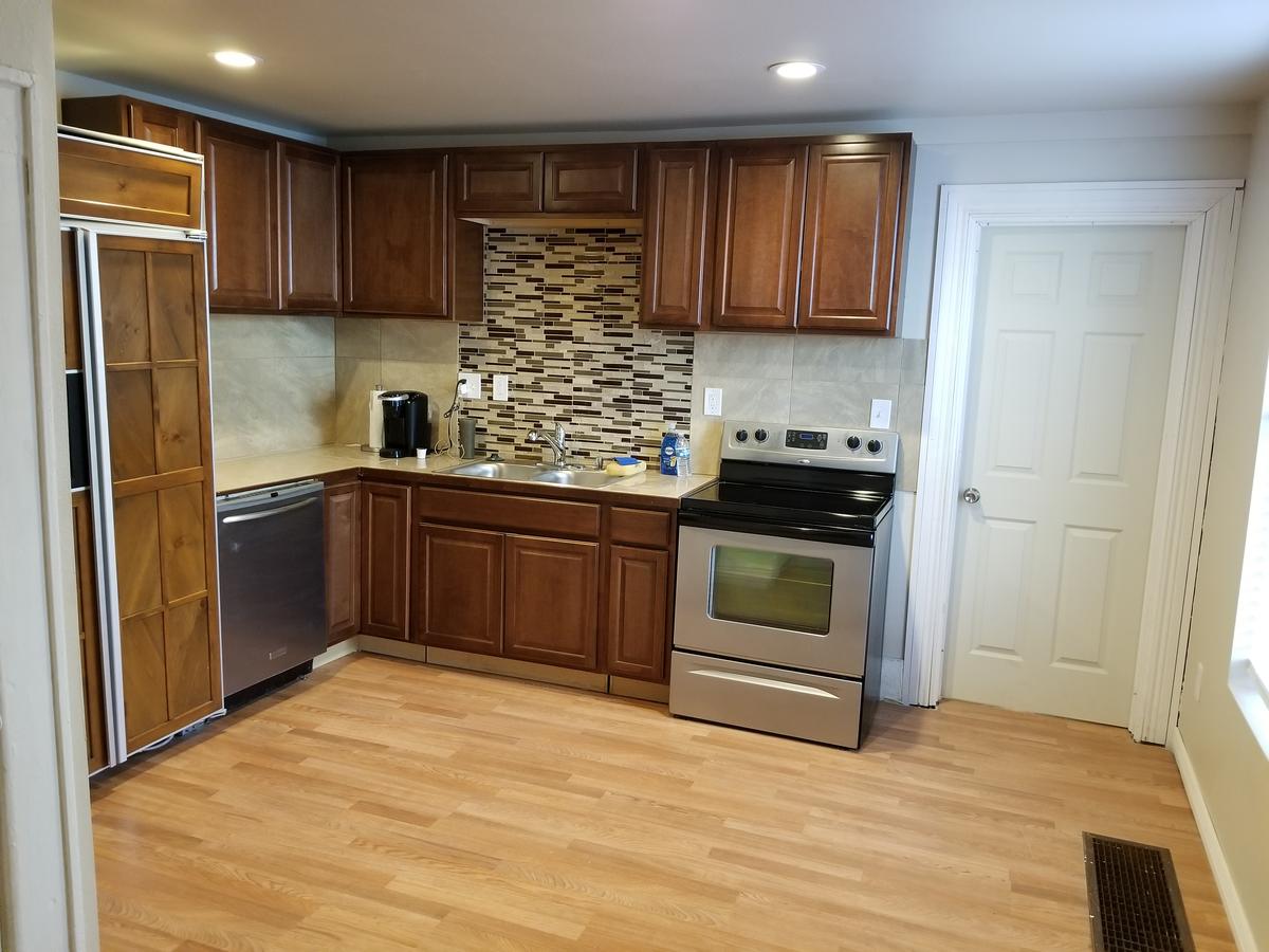 514 W 23rd St - thumb 26
