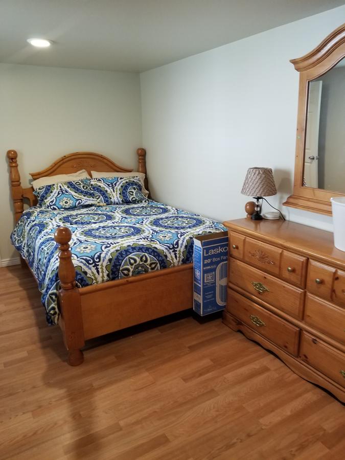 514 W 23rd St - thumb 35