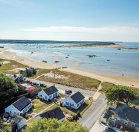 304 - Beachfront One - Accommodation Los Angeles