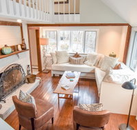 327 - The Tranquil Bear - Accommodation Los Angeles