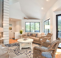 333 - Pine Forest Portico - Accommodation Los Angeles