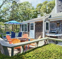 606 - Chatham Charmer - Accommodation Los Angeles