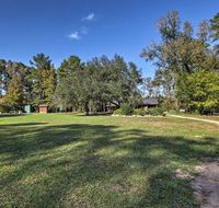 'Beaver Creek Lodge' - Huntington Home with Pond! - Accommodation Los Angeles