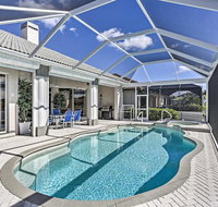 'Bikinis  Martinis' - Canalfront Cape Coral Home - Accommodation Los Angeles