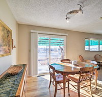 'Cedar House' - Family-Friendly Home with Yard - Accommodation Los Angeles