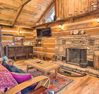 'Garnet Cabin' Eco-Friendly Escape in Smokies - Accommodation Los Angeles