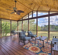 'JuJu's House' with Mtn View 16 Mi to Pigeon Forge - Accommodation Los Angeles