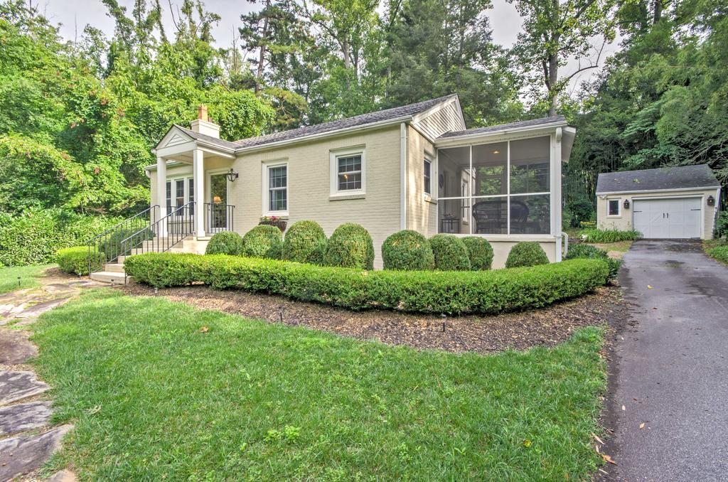 'Le Canard' Arden Home With Fire Pit - Near Asheville - thumb 0