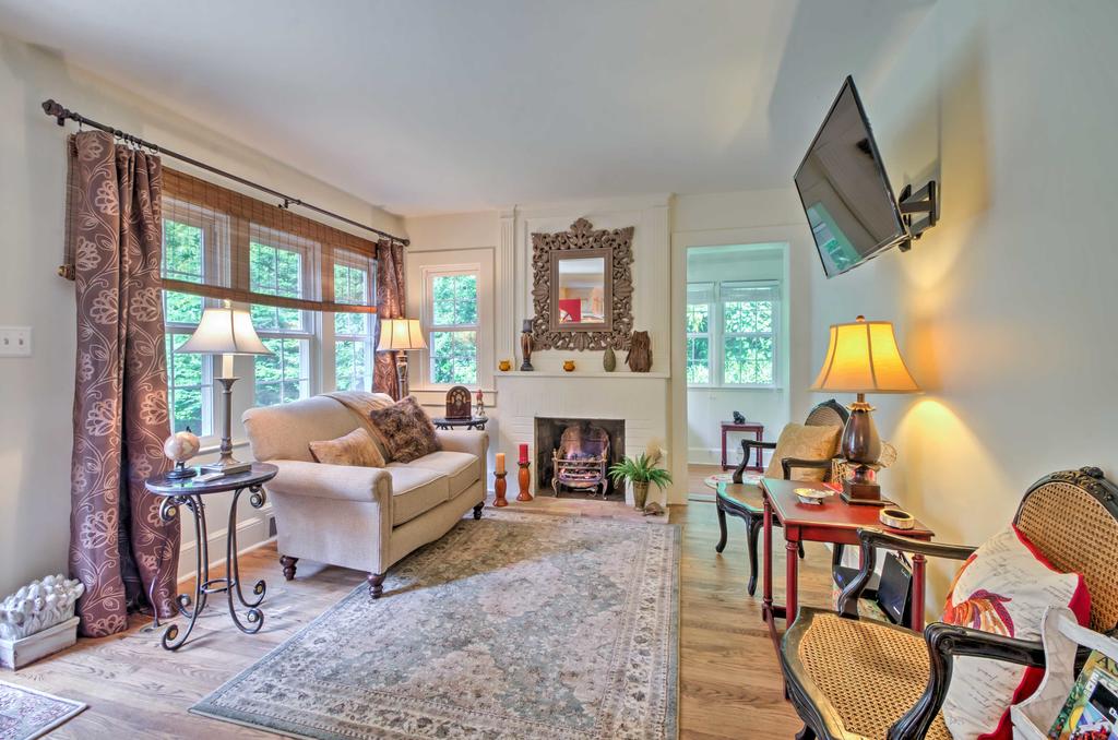 'Le Canard' Arden Home With Fire Pit - Near Asheville - thumb 3