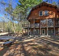 'Treehouse' Rustic Madison Cabin with Game Room, Deck - Accommodation Los Angeles