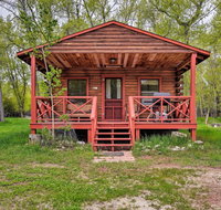 'Wintersong' Buena Vista Cabin with Deck Close to DT - Accommodation Los Angeles
