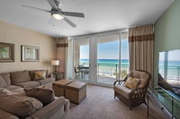 0305 - 2B/2 Bath With Bunks - Gulf Front Balcony - Living Room Faces the Gulf Accommodation Los Angeles