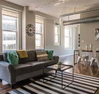 1 and 2 BR Downtown Apts by Frontdesk - Accommodation Los Angeles