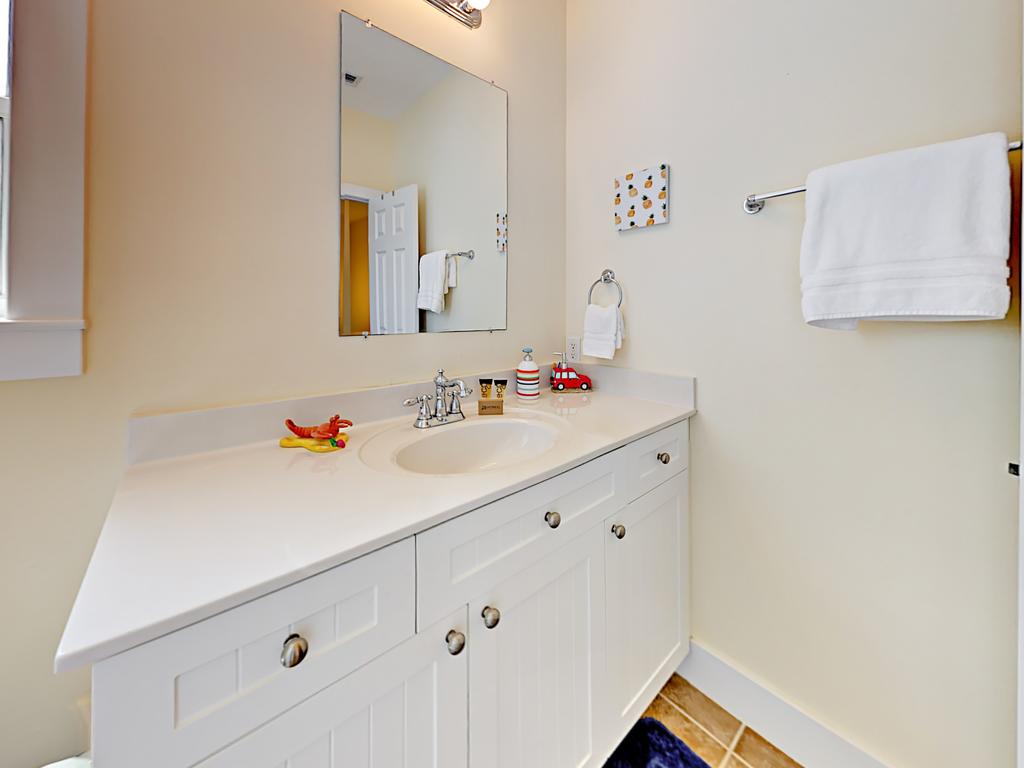 13 Hatchew Home - thumb 3