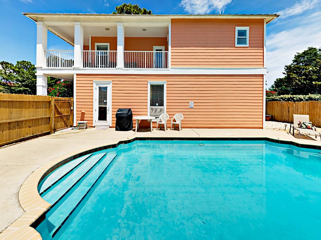 13 Hatchew Home - thumb 0