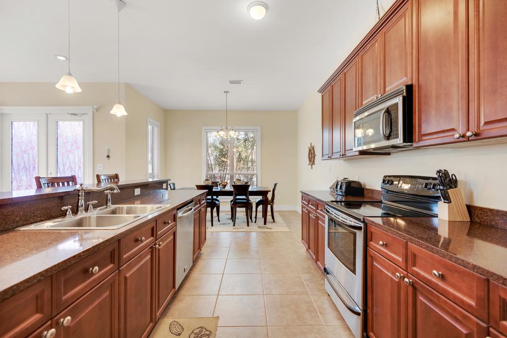 13 Hatchew Home - thumb 1