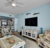 1402 - 3 Bedroom 3 Bath. Completely Renovated Jan 2018! Free beach chairs! - Accommodation Los Angeles