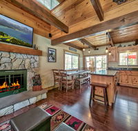 1581 Tionontati St Home - Accommodation Los Angeles