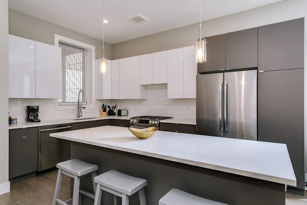 2 Newly Built Luxury Condos (groups 10 - 25) - thumb 3