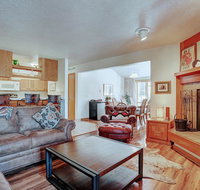 2070 The Pines Condo - Accommodation Los Angeles