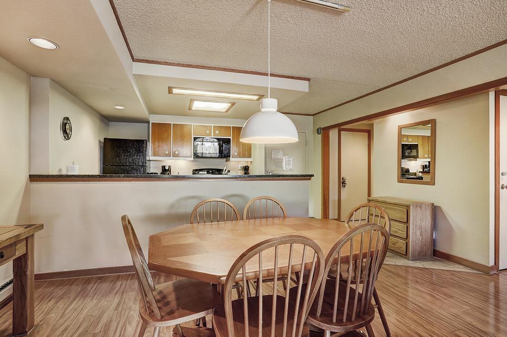 2094 The Pines Condo - thumb 1