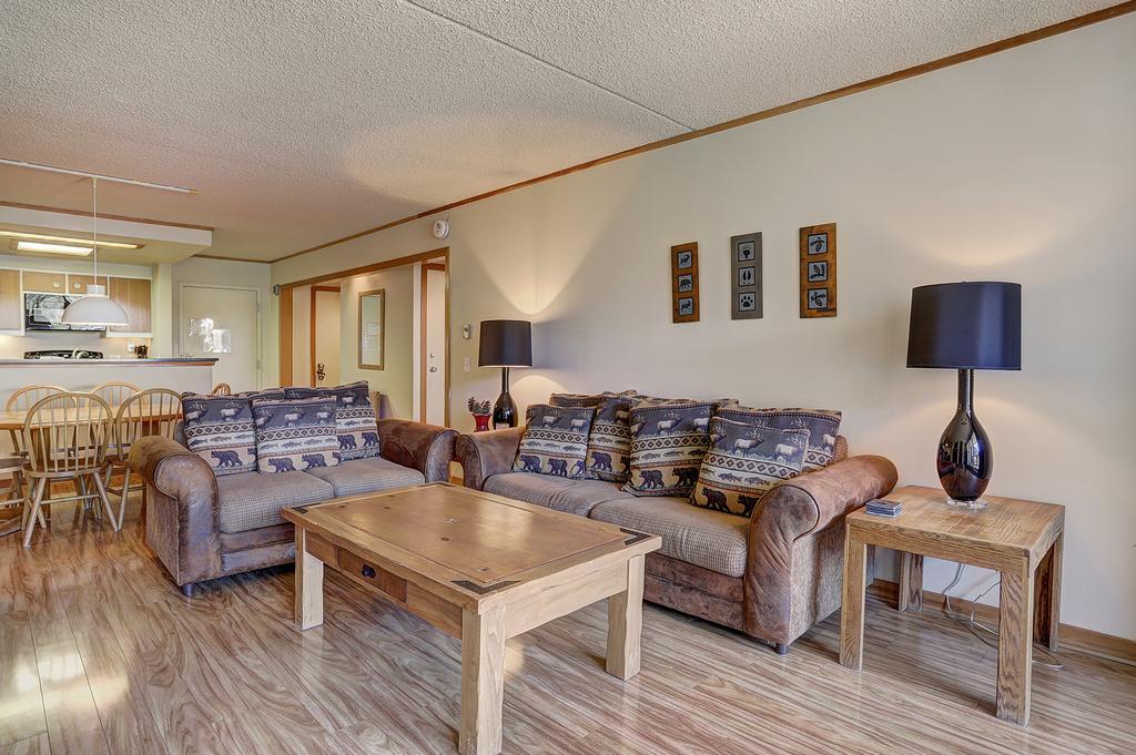 2094 The Pines Condo - thumb 0