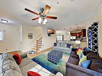 2732 Kashton Drive Home Accommodation Los Angeles