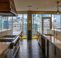 2BR Exquisite Loft Rooftop Pool, Gym and Balcony by ENVITAE - Accommodation Los Angeles