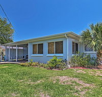 2BR Ormond Beach Bungalow with Patio and Quiet Setting - Accommodation Los Angeles