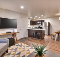 2G Rustic Redcliff Condo - Accommodation Los Angeles