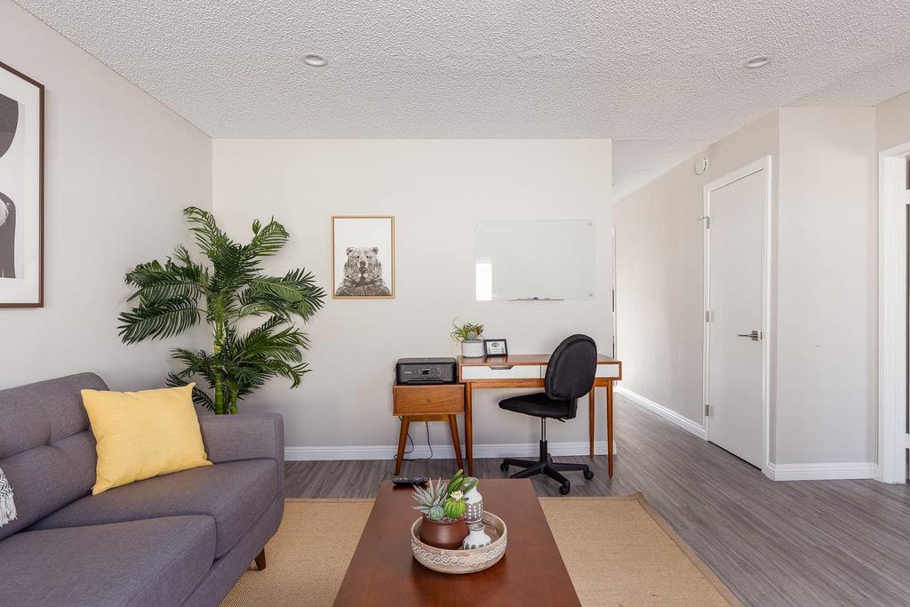 3.5 Mi To Disney And Knotts - thumb 1